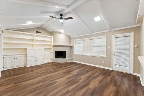 8015 Burning Hills Drive Houston TX 77071