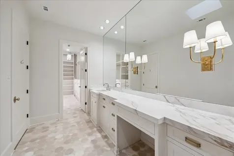 5731 Indian Circle Houston TX 77057