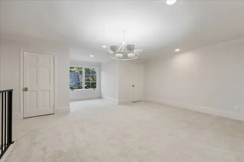 5731 Indian Circle Houston TX 77057