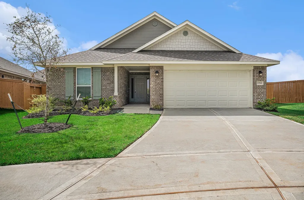 13544 Diamond Reef Lane Texas City TX 77568