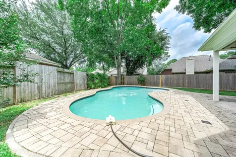 1210 Sandy Plains Lane Houston TX 77062