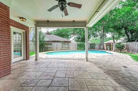 1210 Sandy Plains Lane Houston TX 77062