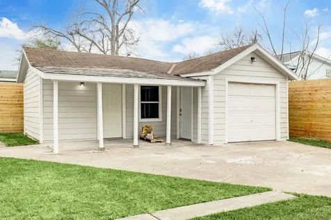 2721 Engelke Street Houston TX 77003