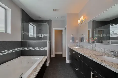 2115 Hadley Street Houston TX 77003