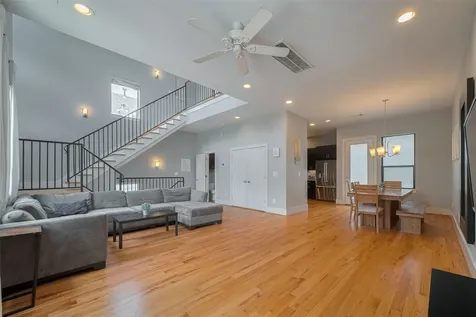2115 Hadley Street Houston TX 77003