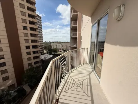 3505 Sage Road 610 Houston TX 77056