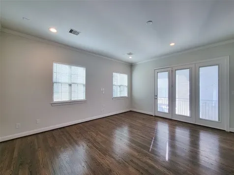 12 Hermann Park Court Houston TX 77021