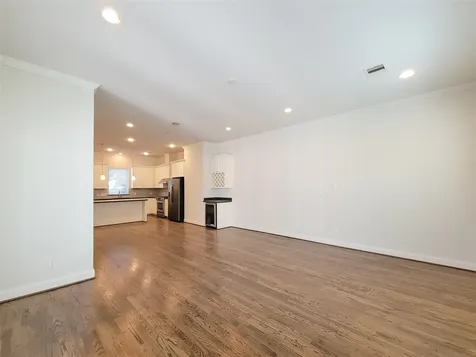 12 Hermann Park Court Houston TX 77021