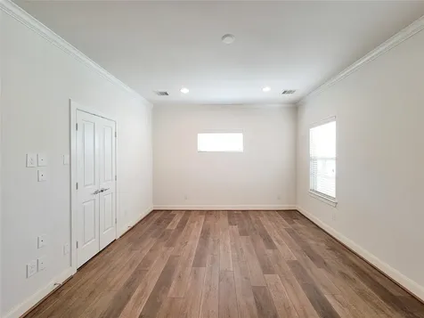 12 Hermann Park Court Houston TX 77021