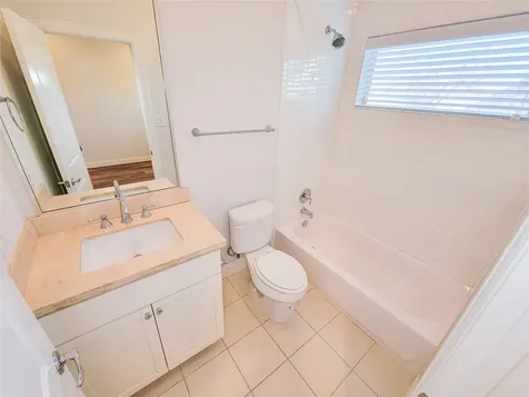 12 Hermann Park Court Houston TX 77021