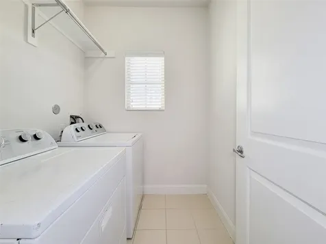 12 Hermann Park Court Houston TX 77021
