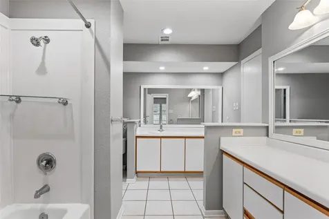 302 S Hardie Street Alvin TX 77511