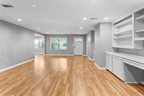 302 S Hardie Street Alvin TX 77511