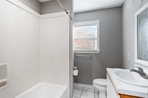 302 S Hardie Street Alvin TX 77511