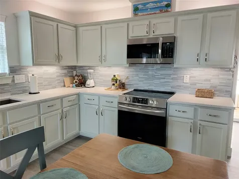 805 Nelson Avenue Port Bolivar TX 77650