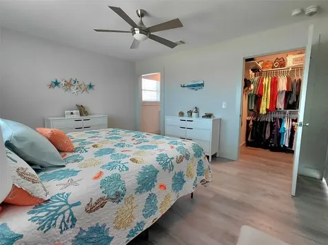 805 Nelson Avenue Port Bolivar TX 77650