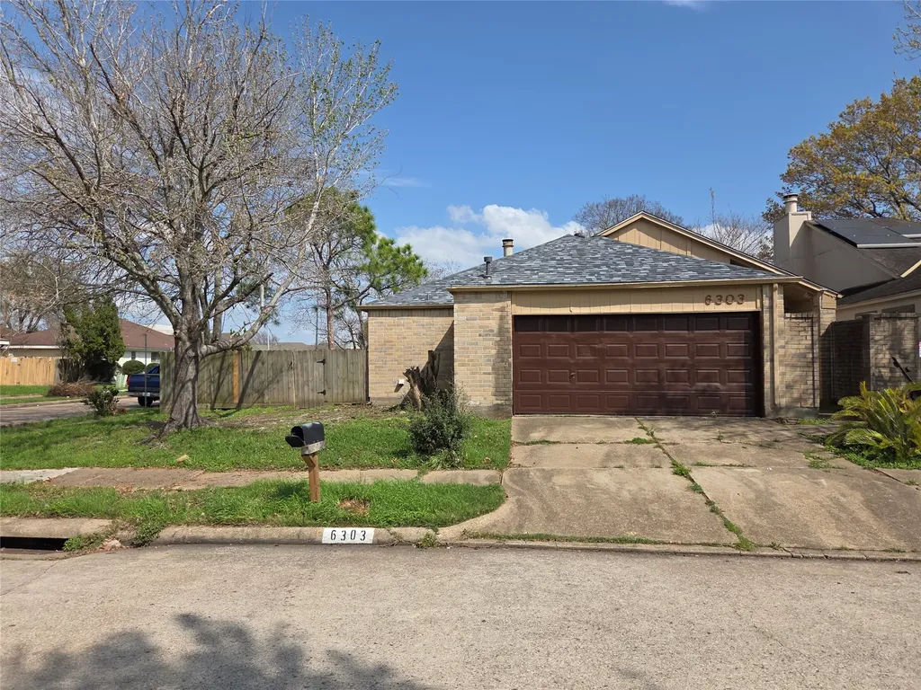 6303 Gladewell Drive Houston TX 77072