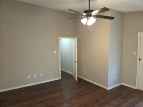 6303 Gladewell Drive Houston TX 77072