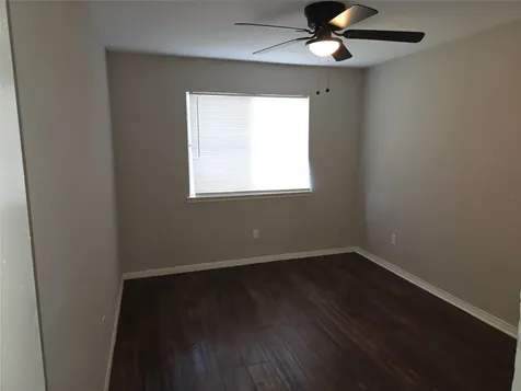 6303 Gladewell Drive Houston TX 77072