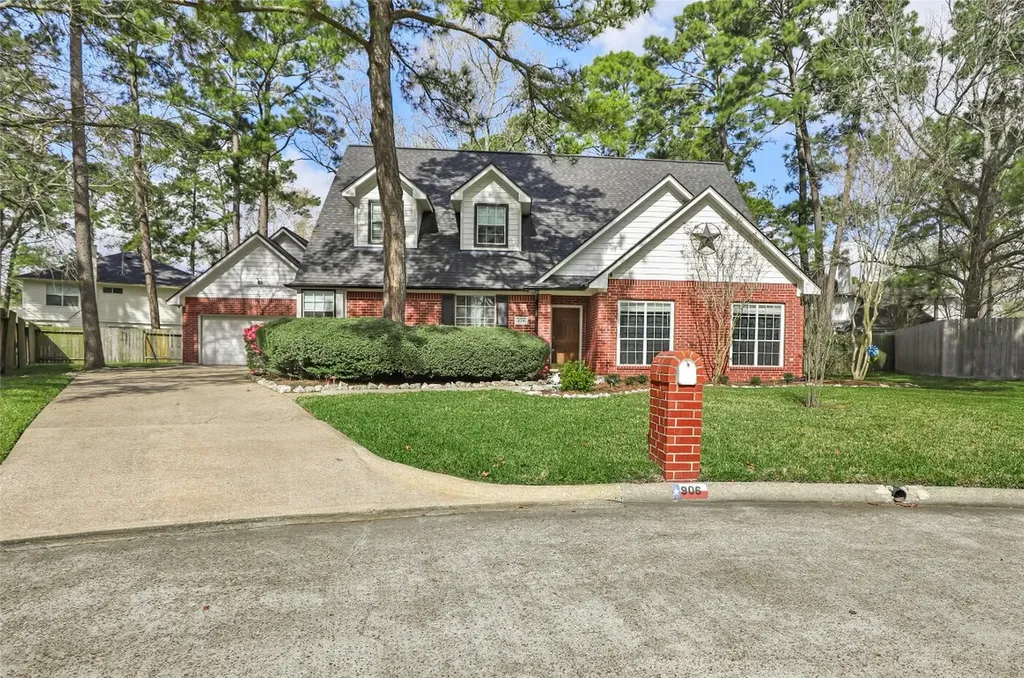 906 W Via Dora Court Crosby TX 77532
