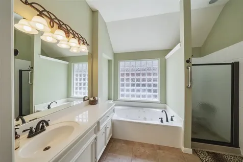 15814 Maplewick Drive Tomball TX 77377