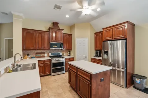 15814 Maplewick Drive Tomball TX 77377