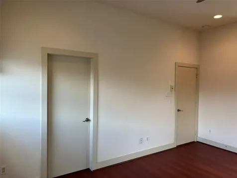 1510 W 26th Street F Houston TX 77008