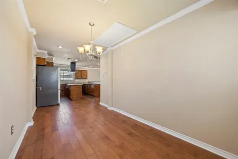 1303 Coral Way Tiki Island TX 77554