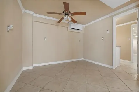 1303 Coral Way Tiki Island TX 77554