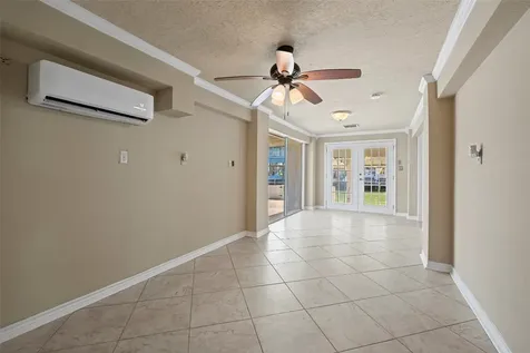 1303 Coral Way Tiki Island TX 77554