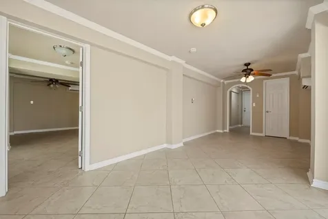 1303 Coral Way Tiki Island TX 77554