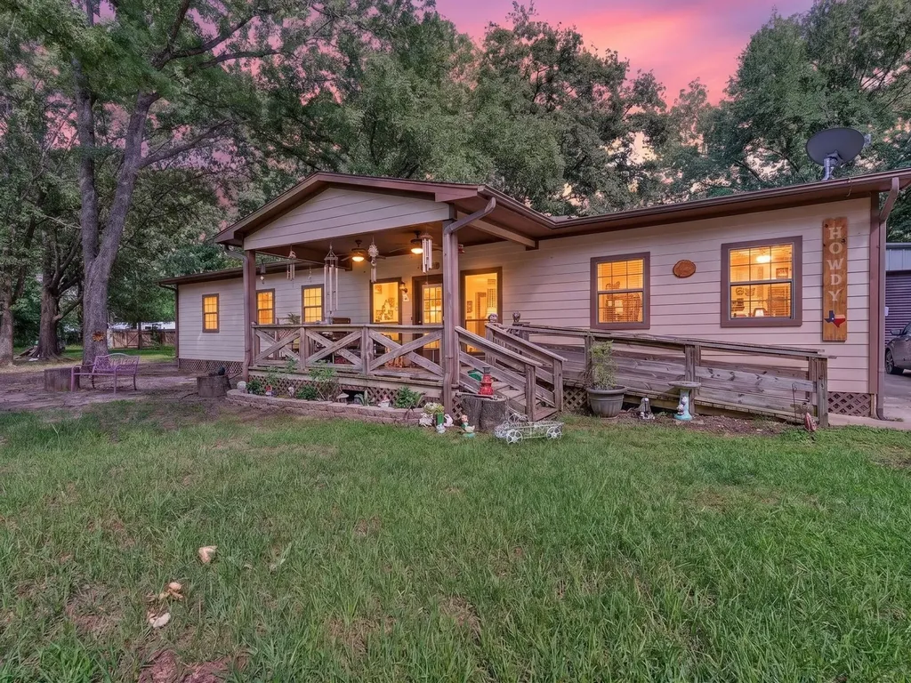 285 Mini Lane Livingston TX 77351