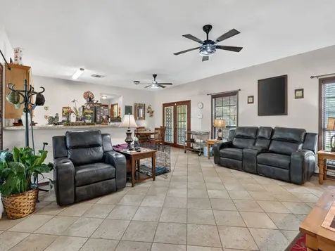 285 Mini Lane Livingston TX 77351