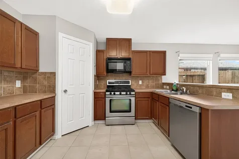 2415 Lacyberry Street Houston TX 77080