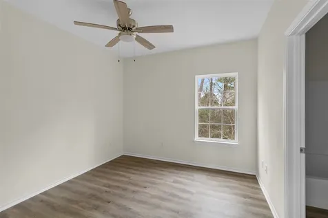 409 Beto Street 13 Huntsville TX 77340