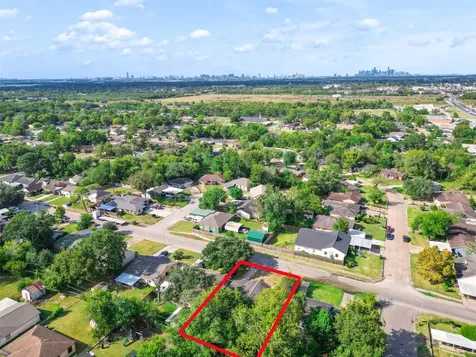 4418 Dacca Drive Houston TX 77047
