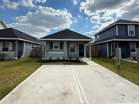 16770 N Marie Village Drive Conroe TX 77306