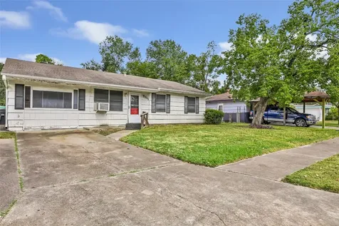 7111 Oak Village Drive Houston TX 77396
