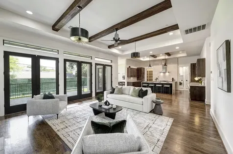 4704 Willow Street Bellaire TX 77401