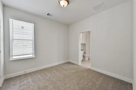 2523 S Houston Avenue Pearland TX 77581