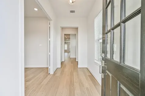 2523 S Houston Avenue Pearland TX 77581