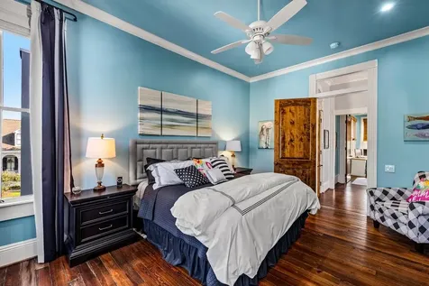 1728 Avenue M Galveston TX 77550