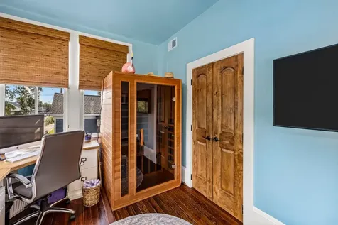1728 Avenue M Galveston TX 77550