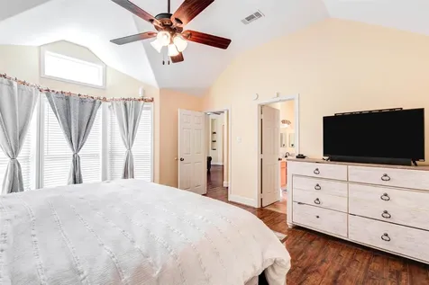 302 Dock Court Crosby TX 77532