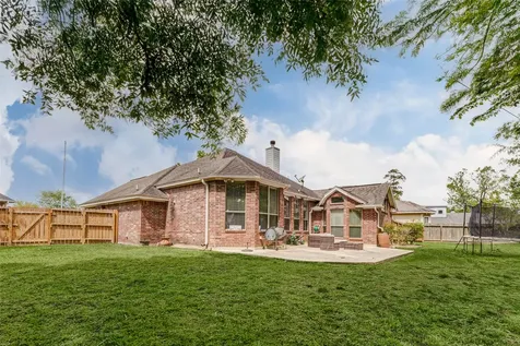 302 Dock Court Crosby TX 77532