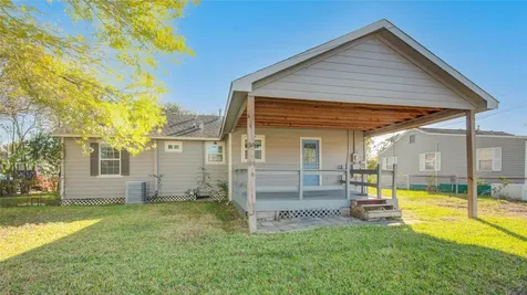 1339 13th Street Galena Park TX 77547