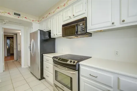 14655 Champion Forest Drive 1104 Houston TX 77069