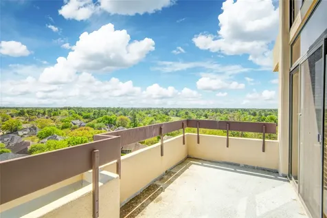 14655 Champion Forest Drive 1104 Houston TX 77069