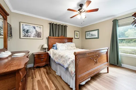 237 Mclemore Drive Alvin TX 77511