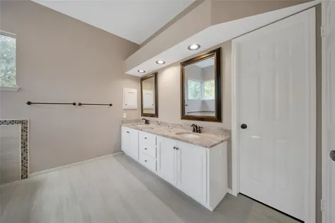 33 Mistyhaven Place The Woodlands TX 77381
